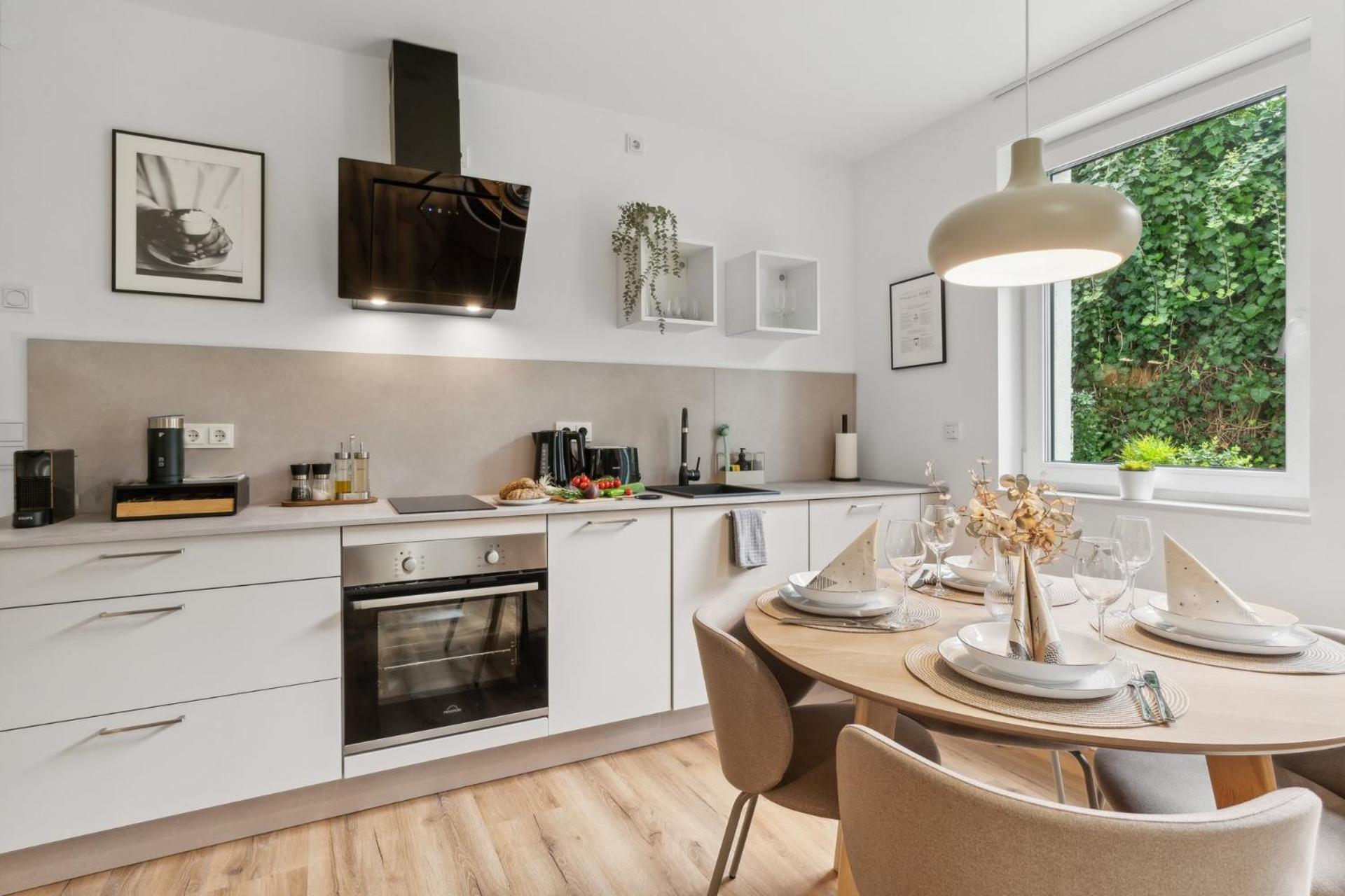 Zwei Apartments Fuer Bis Zu 8 Personen Zentral, Modern, Mit Terrasse & Balkon Bielefeld Exterior foto
