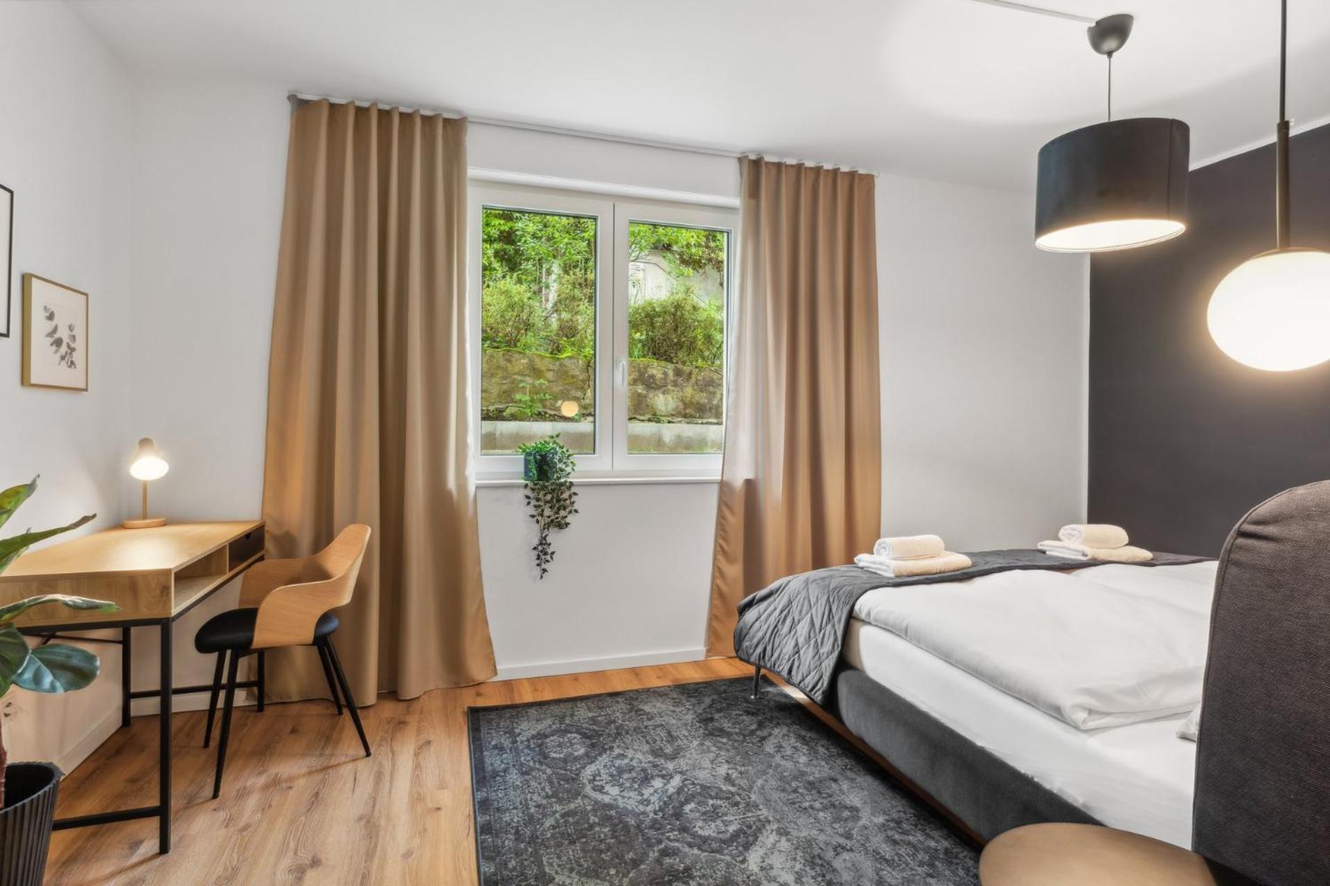 Zwei Apartments Fuer Bis Zu 8 Personen Zentral, Modern, Mit Terrasse & Balkon Bielefeld Exterior foto